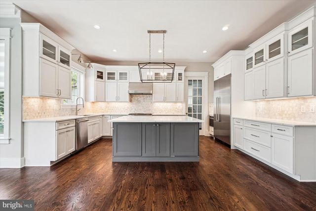1565 HANE, Mclean, VA 22101