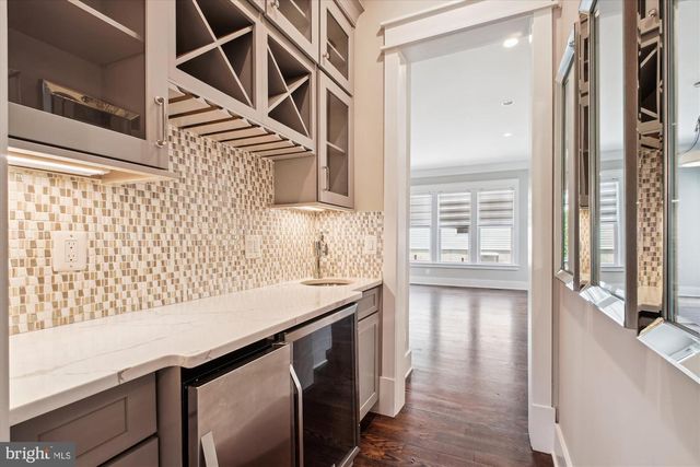 1565 HANE, Mclean, VA 22101