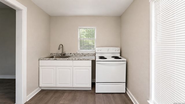 1817 San Luis, San Antonio, TX 78207
