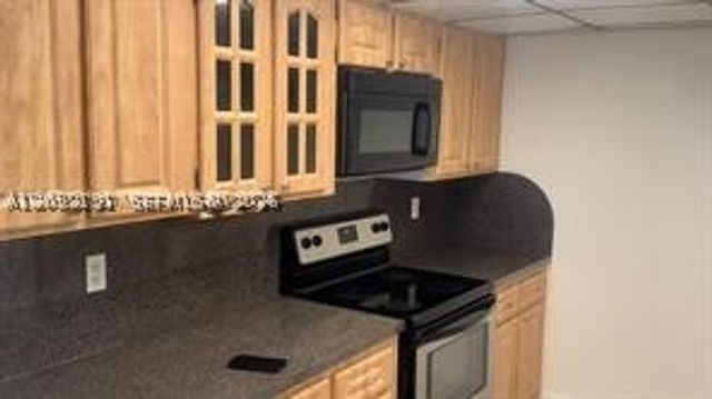 2715 W 66th St 13-21, Hialeah, FL 33016