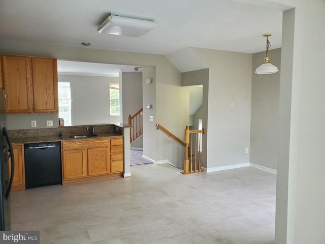 1372 CRANES BILL WAY, Woodbridge, VA 22191