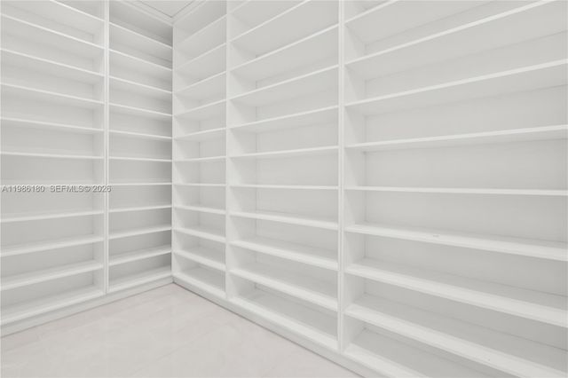 519 Alhambra Cir 0, Coral Gables, FL 33134