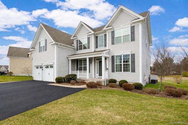 27 E Van Buren Way, Hopewell Junction, NY 12533