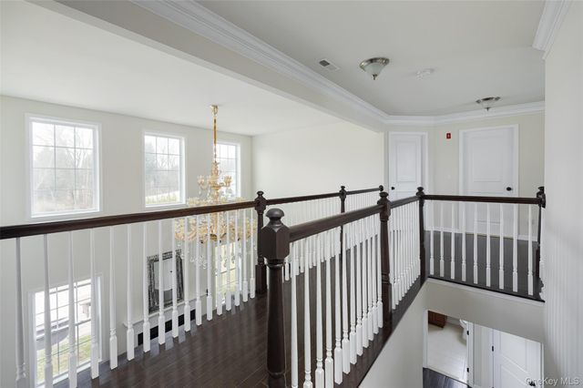 27 E Van Buren Way, Hopewell Junction, NY 12533