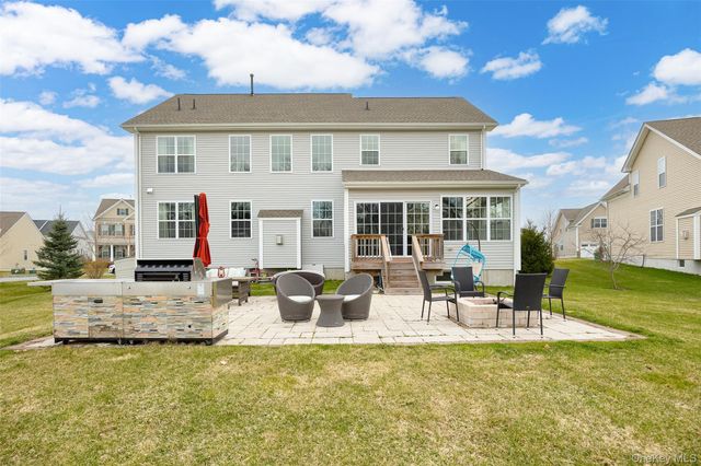 27 E Van Buren Way, Hopewell Junction, NY 12533