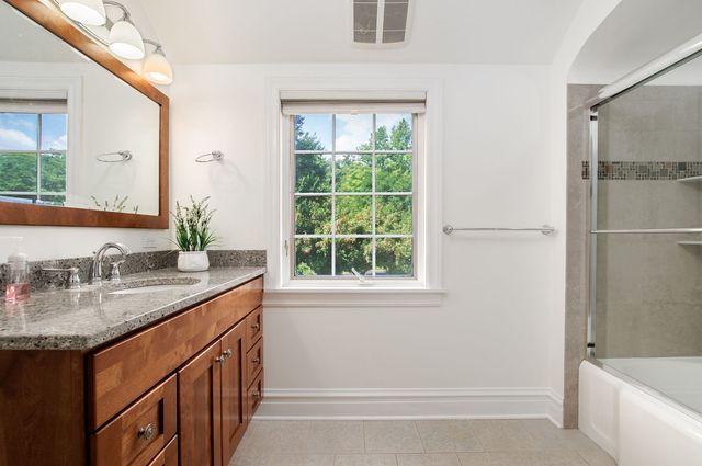 9445 Avers Avenue, Evanston, IL 60203