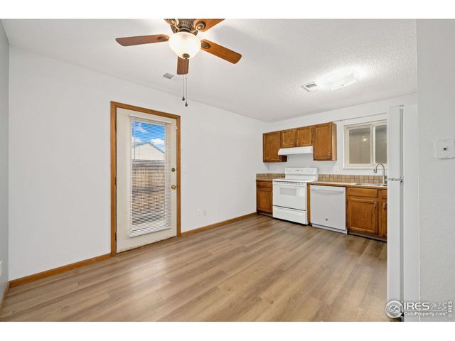 916 44th Ave Ct 25, Greeley, CO 80634