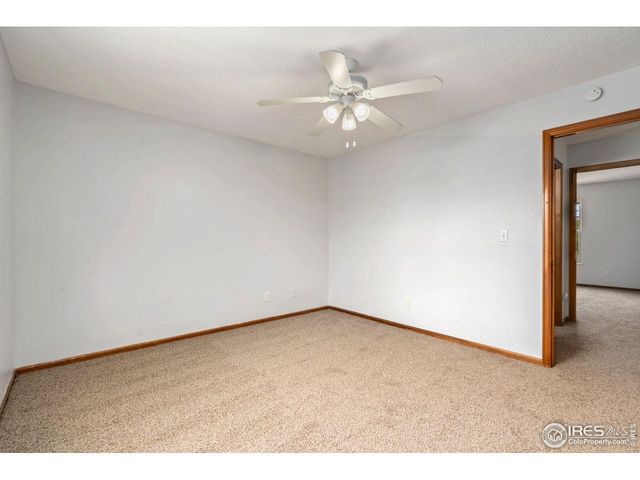 916 44th Ave Ct 25, Greeley, CO 80634