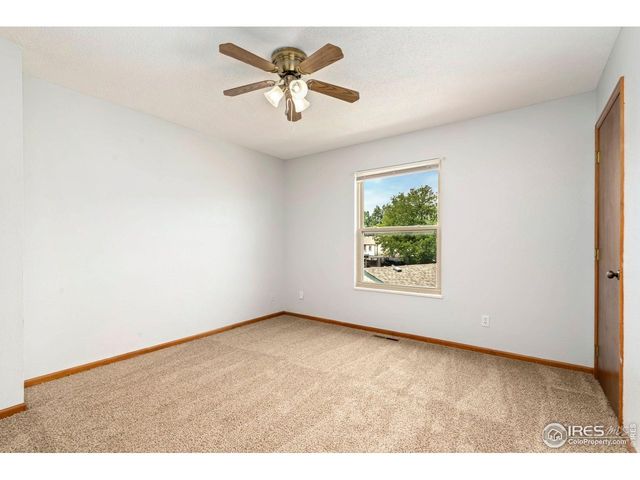 916 44th Ave Ct 25, Greeley, CO 80634