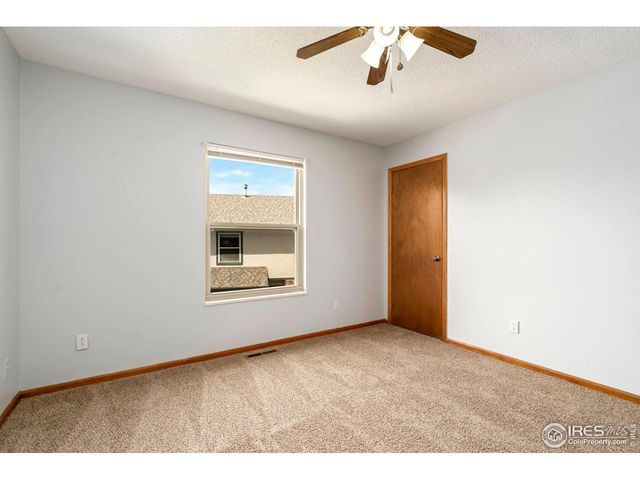916 44th Ave Ct 25, Greeley, CO 80634