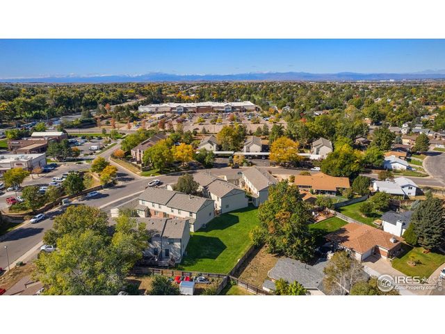 916 44th Ave Ct 25, Greeley, CO 80634