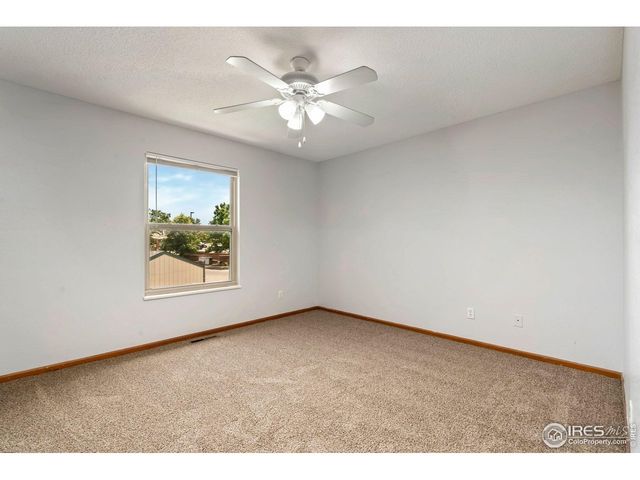 916 44th Ave Ct 25, Greeley, CO 80634