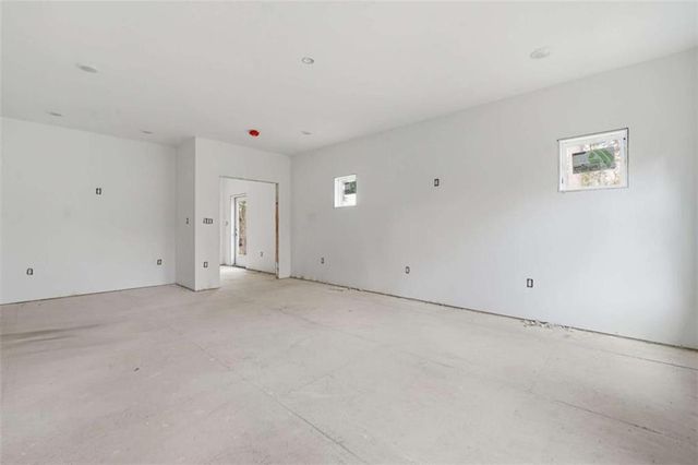 2918 Level Ridge Road, Atlanta, GA 30354