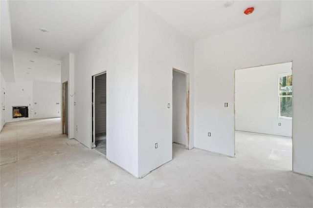 2918 Level Ridge Road, Atlanta, GA 30354