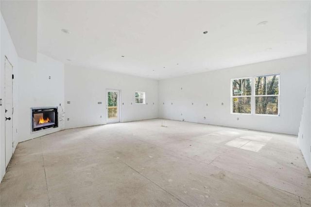 2918 Level Ridge Road, Atlanta, GA 30354