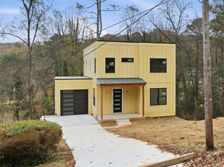 2918 Level Ridge Road, Atlanta, GA 30354
