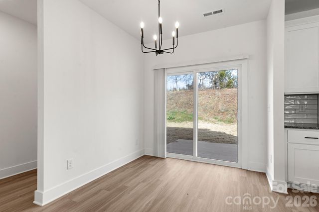 114 Indian Wells Court, Harmony, NC 28634