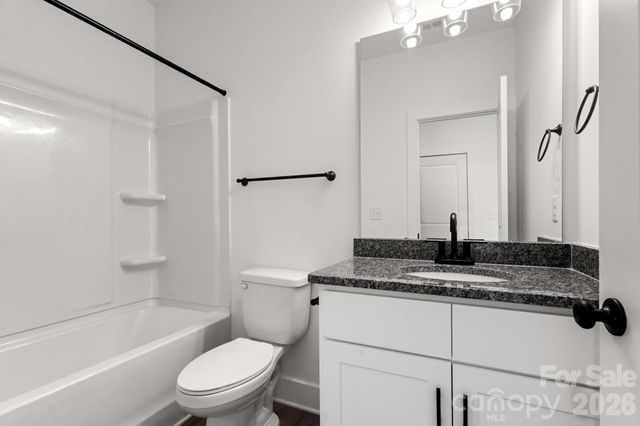 114 Indian Wells Court, Harmony, NC 28634