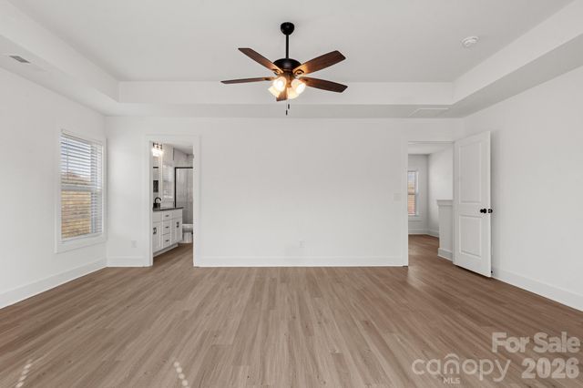 114 Indian Wells Court, Harmony, NC 28634