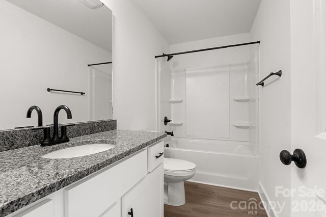 114 Indian Wells Court, Harmony, NC 28634