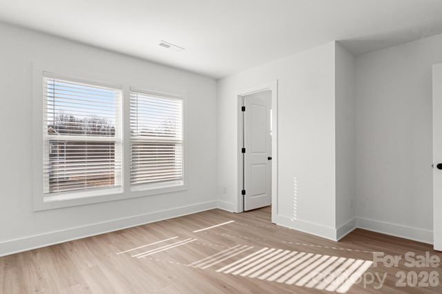 114 Indian Wells Court, Harmony, NC 28634