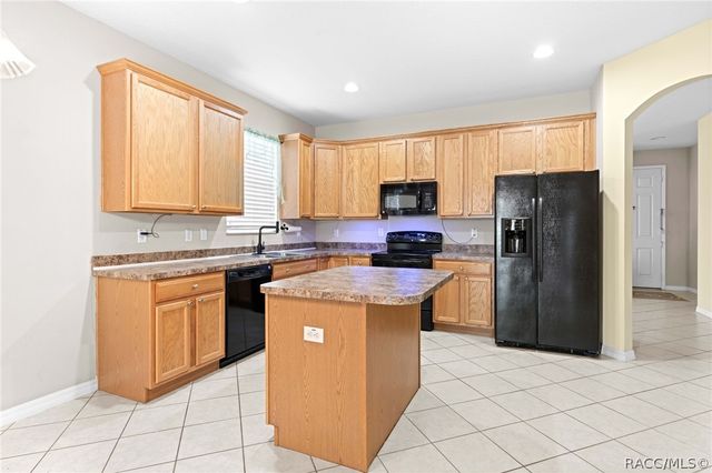 699 Winthrop Drive, Spring Hill, FL 34609