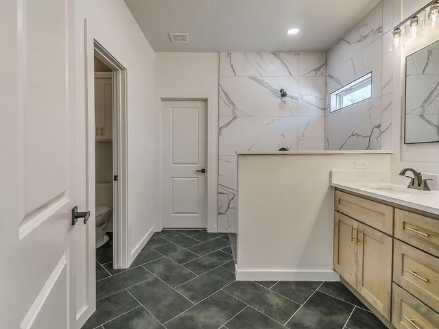 1213 SW 23rd Street, Oklahoma City, OK 73109