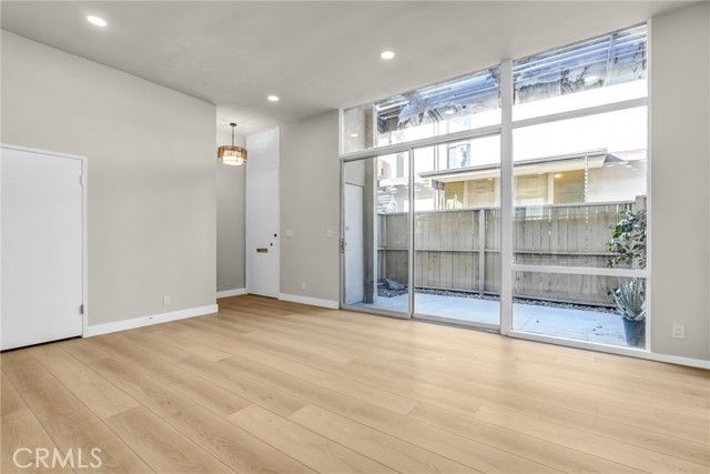 5348 Fairview Boulevard 3, Ladera Heights, CA 90056