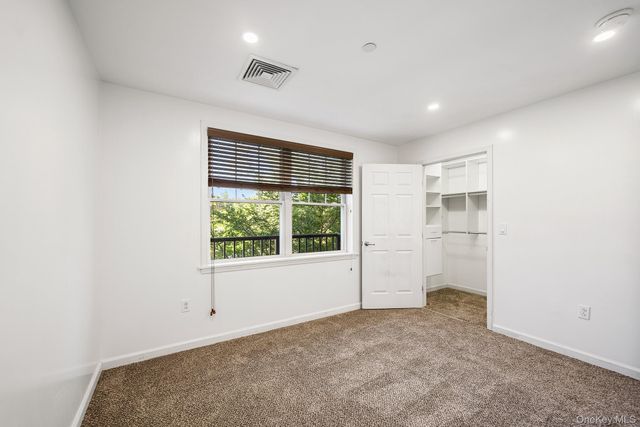 5 Minerva Place 2C, White Plains, NY 10601