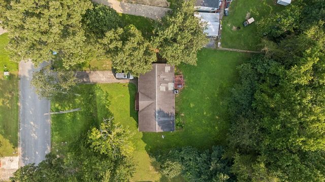 203 Northern Trails Drive, Soddy Daisy, TN 37379