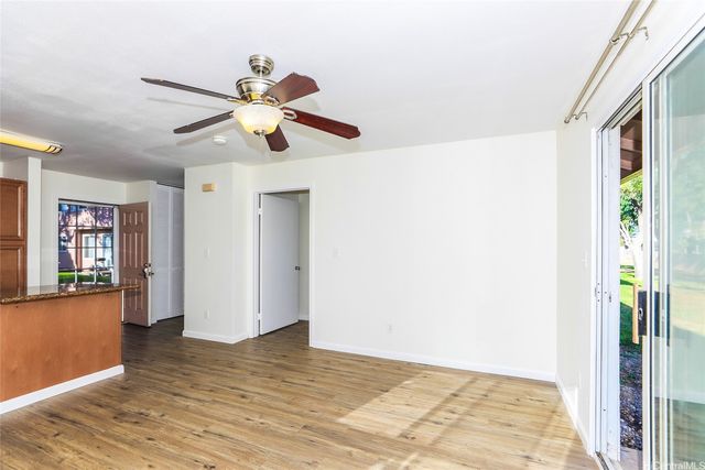 91-1151 Kamaaha Loop 8H, Kapolei, HI 96707