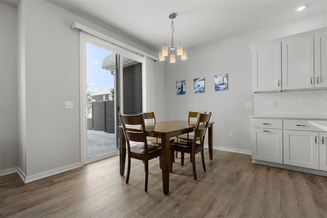 4128 Enclave Way, Kalamazoo, MI 49006