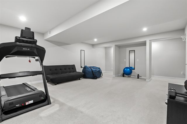 4128 Enclave Way, Kalamazoo, MI 49006