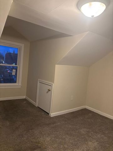 5 Fourth Ave 2nd Floor, Haverhill, MA 01830