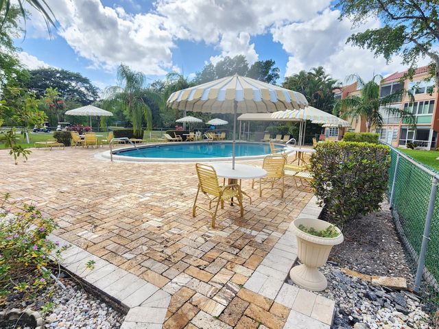 8842 W Mcnab Road 205, Tamarac, FL 33321