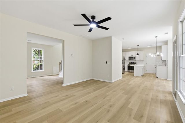 682 Mountain Oaks, Stone Mountain, GA 30087