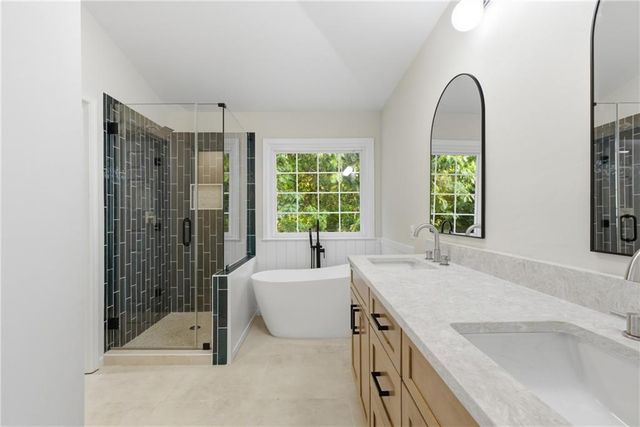 682 Mountain Oaks, Stone Mountain, GA 30087