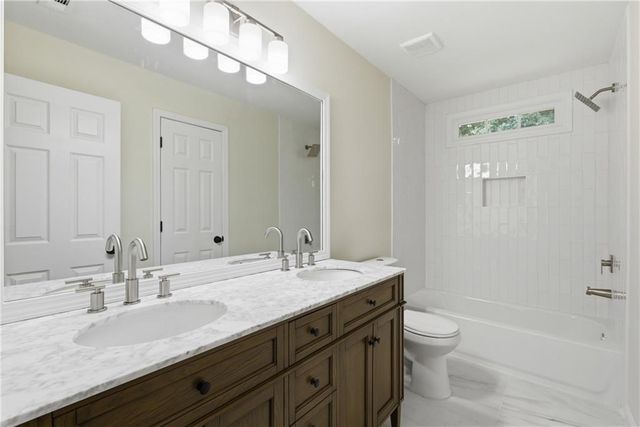 682 Mountain Oaks, Stone Mountain, GA 30087