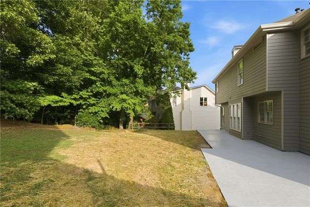 682 Mountain Oaks, Stone Mountain, GA 30087