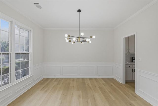 682 Mountain Oaks, Stone Mountain, GA 30087