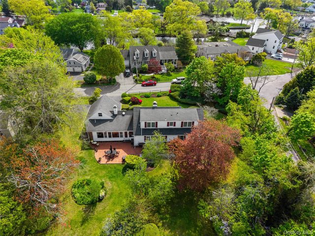 50 Belton Road, Babylon, NY 11702