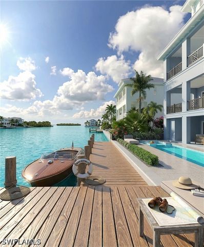 31 Pelican ST W, Naples, FL 34113