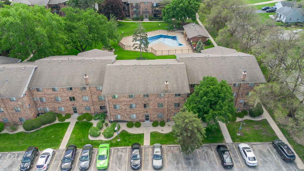 5343 Waterbury Court 2403, Crestwood, IL 60418