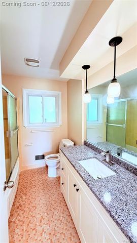13051 Iowa Drive, Warren, MI 48088