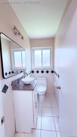 13051 Iowa Drive, Warren, MI 48088