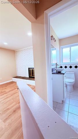 13051 Iowa Drive, Warren, MI 48088