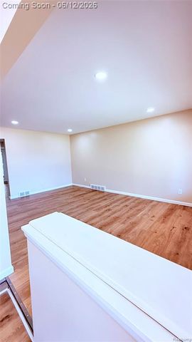 13051 Iowa Drive, Warren, MI 48088