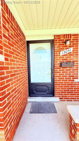 13051 Iowa Drive, Warren, MI 48088