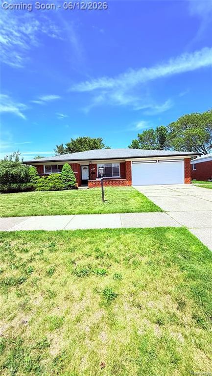13051 Iowa Drive, Warren, MI 48088