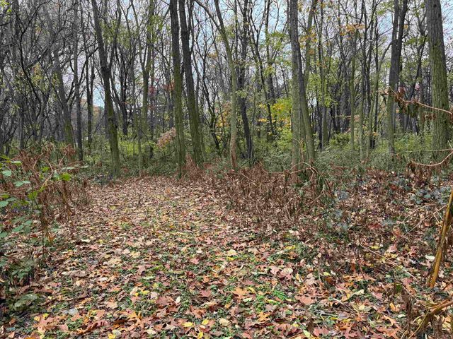 55057 Mayflower Road, South Bend, IN 46628